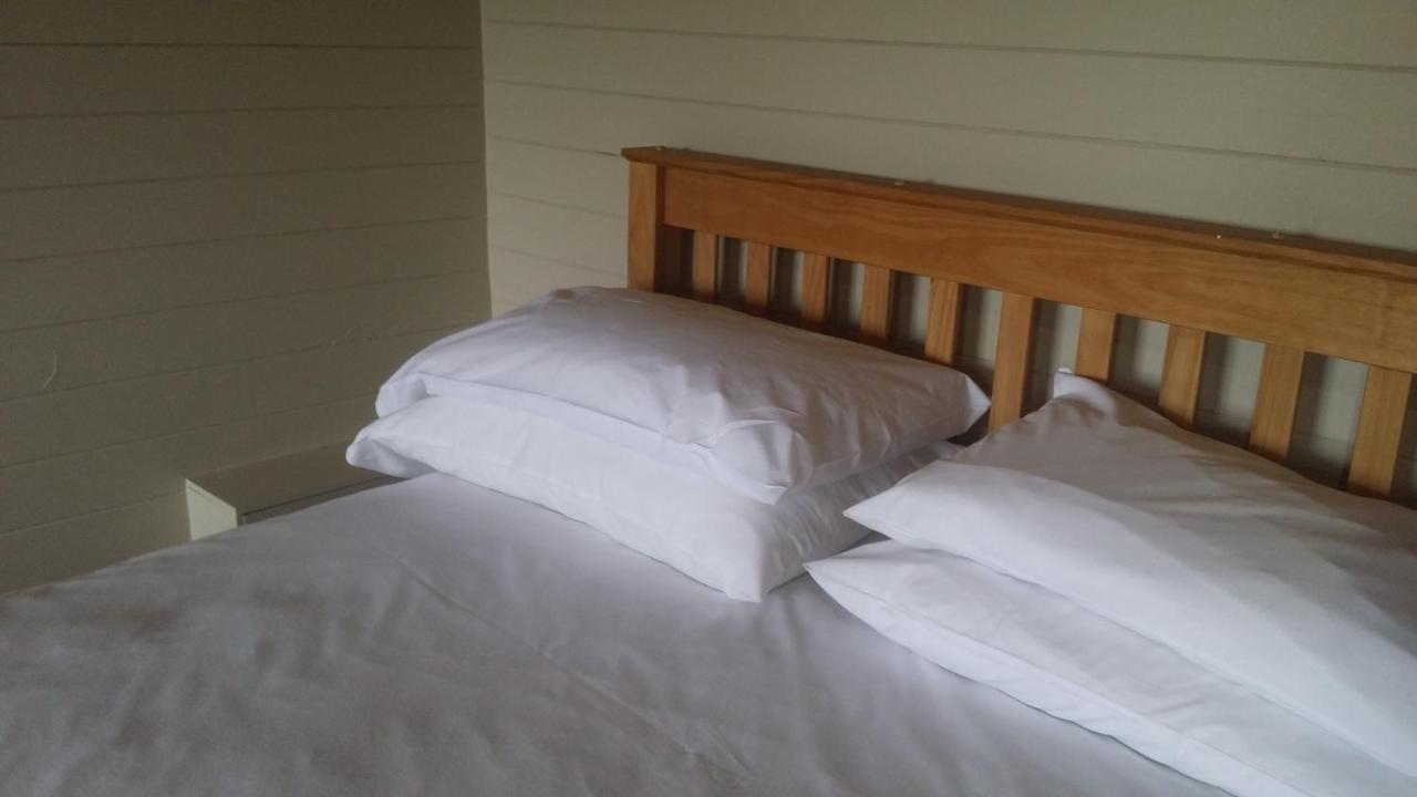 Bridge Farm Guesthouse Rooms บริสตอล ภายนอก รูปภาพ